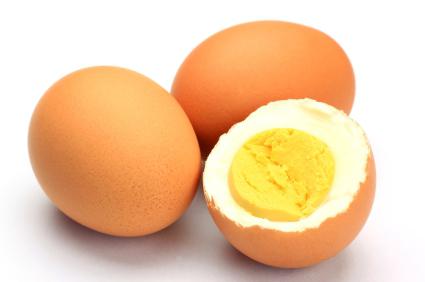 אנחנו מגלים כמה חלבון ביצה תרנגולת